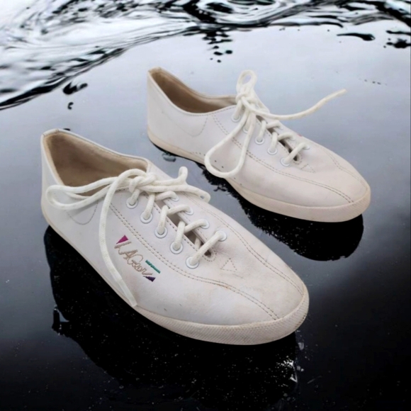 LA Gear Shoes - Classic LA Gear Areobics Sneakers White Sz 6.5